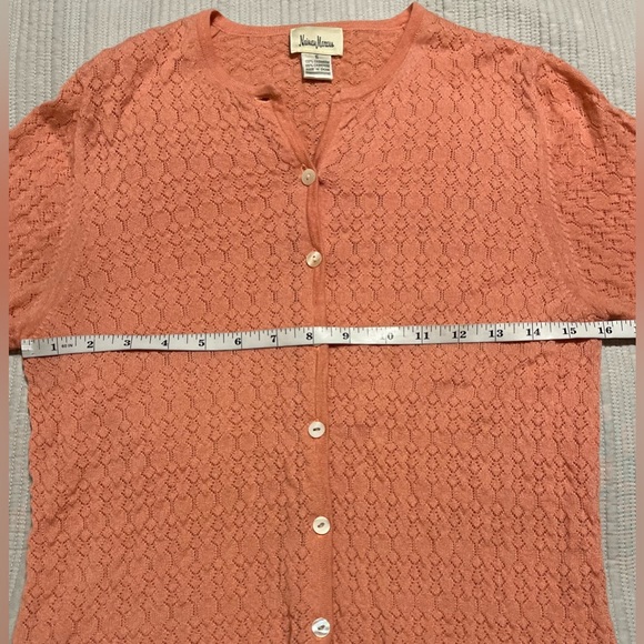 Neiman Marcus lightweight Cashmere Knit Cardigan Size Small - Picture 4 of 8
